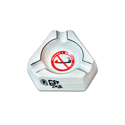 CINZEIRO "SMOKING & WORKING"